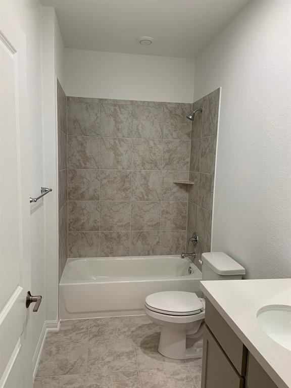 Building Photo - 152 Lime St