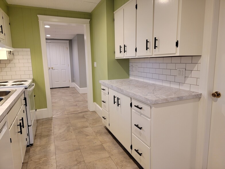 Building Photo - 3945 Conrad Weiser Pky