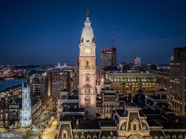 Building Photo - 1414 S Penn Square