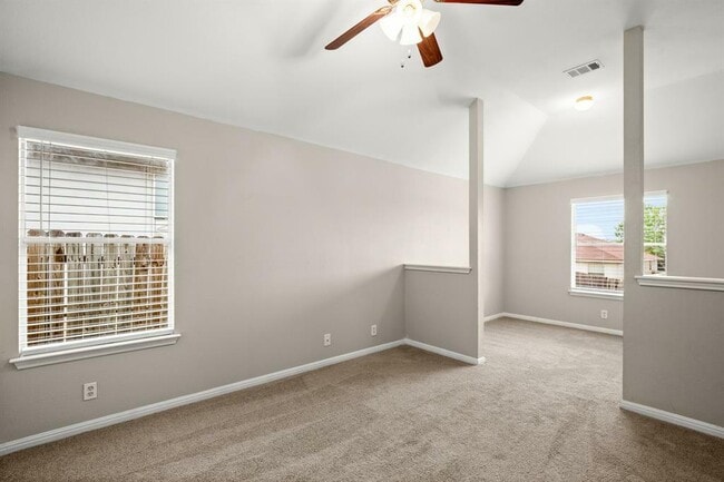 Building Photo - 14901 Nuttall Dr