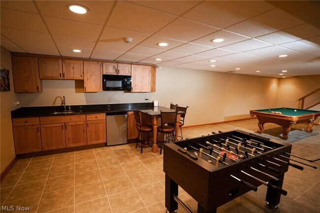 Building Photo - 1281 Township Rd 653