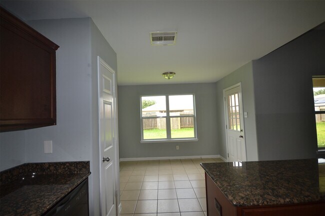 Building Photo - 6958 Chessgate Falls Ln