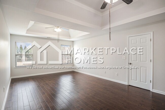 Building Photo - 91 Matador Way