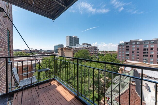 Building Photo - 2 bedroom in Chicago IL 60613