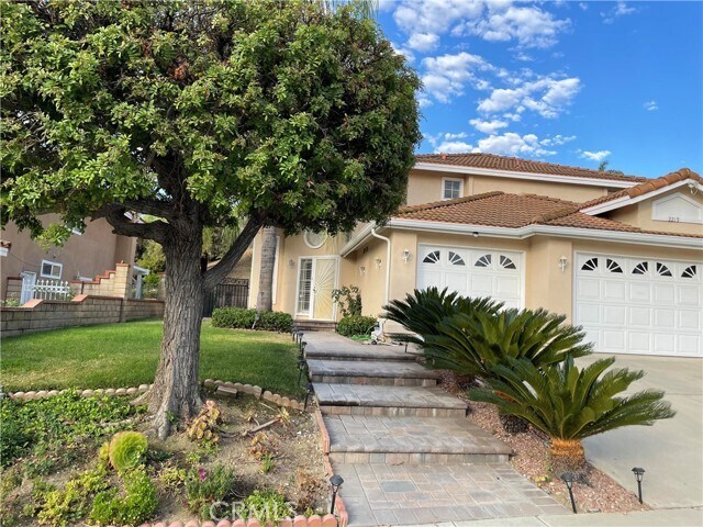 Building Photo - 2219 Monteclaro Dr