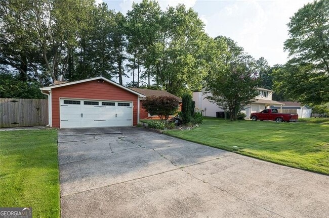 Building Photo - 1135 Worthington Hills Dr