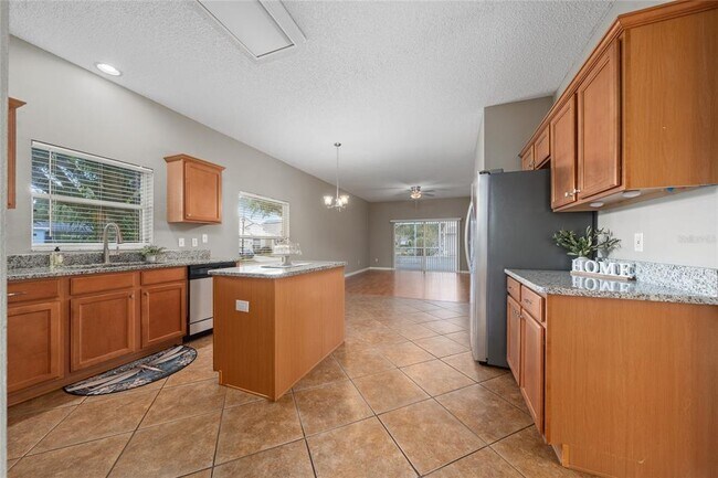 Building Photo - 9724 Myrtle Creek Ln