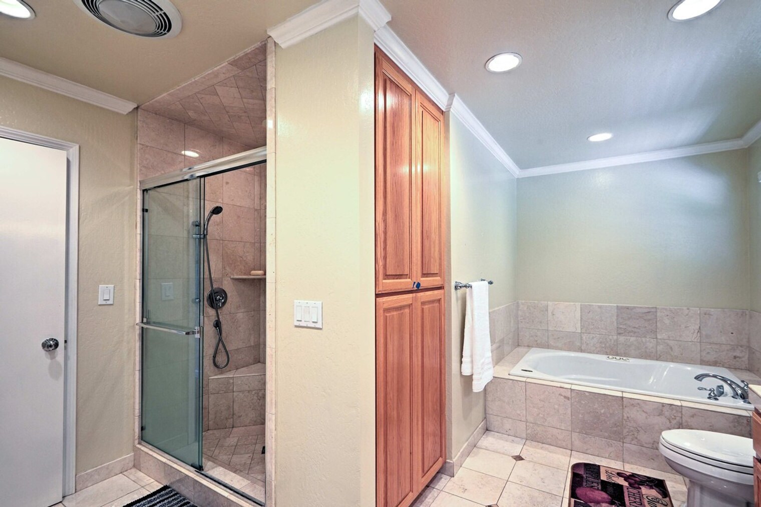 Building Photo - 1280 Rucker Ave