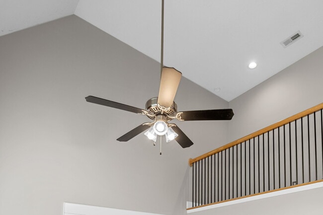 Building Photo - 1725 Rains Rd