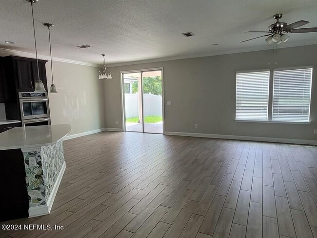 Building Photo - 4860 Red Egret Dr
