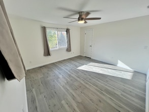 Building Photo - 9212 W Arbor Ave