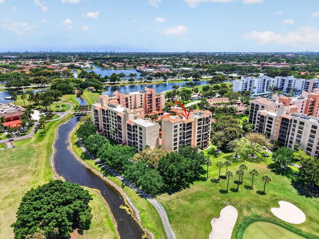 Building Photo - 7129 Promenade Dr