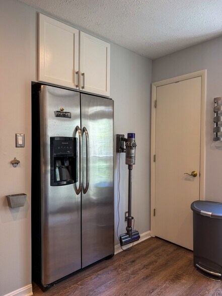 Building Photo - 9937 Oakton Terrace Rd