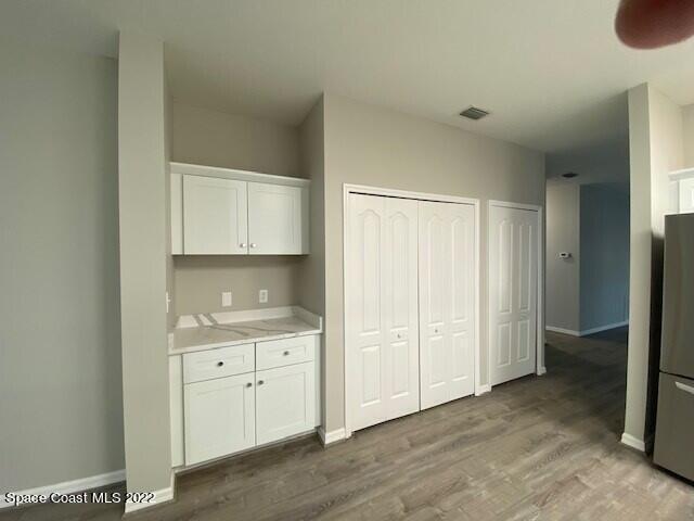 Building Photo - 5212 Outlook Dr