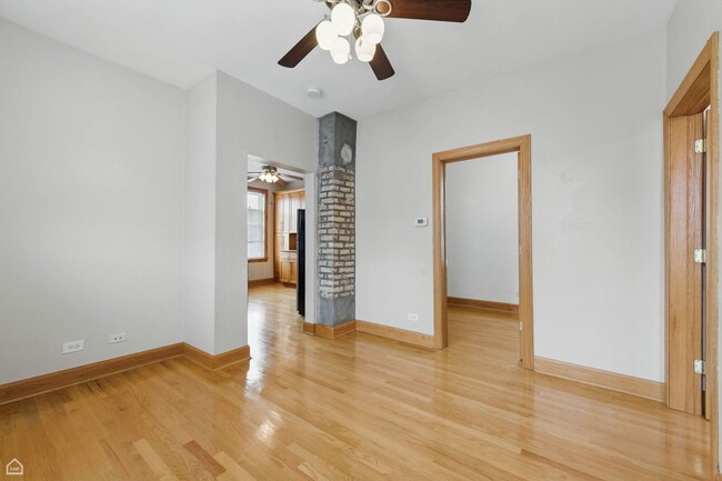 Building Photo - 1819 W 17th St