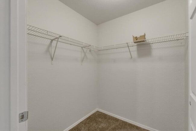 Building Photo - 6800 Dorita Ave