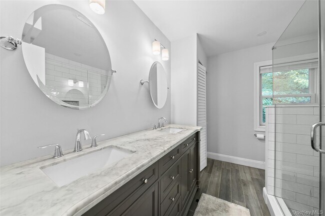 Building Photo - 133 Boathouse Ln