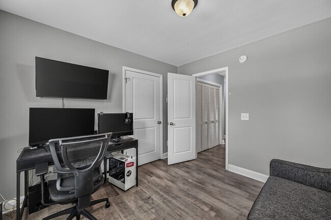 Building Photo - Relax and Unwind in This Sterling Farms Gem