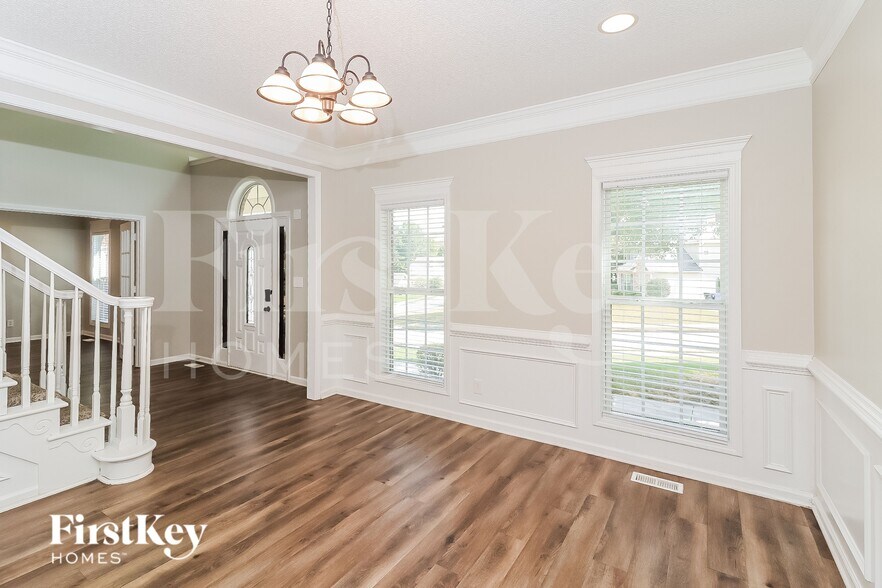 Building Photo - 326 Hambrick Park