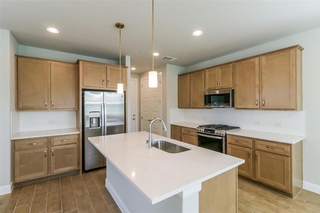 Building Photo - 2605 Sam Bass Rd