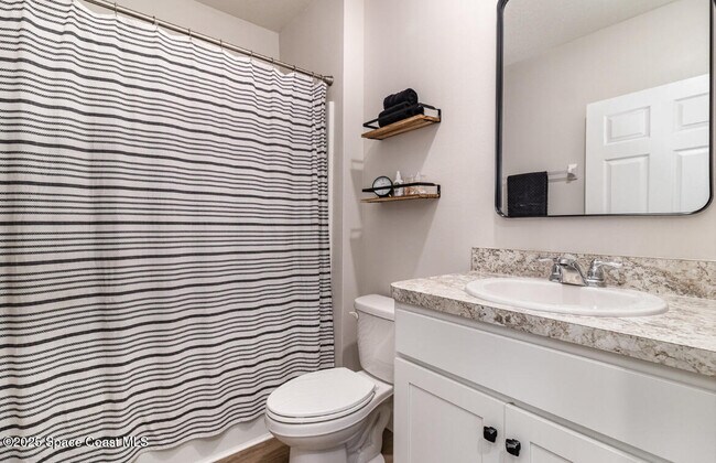 Building Photo - 7389 Tourmaline Dr