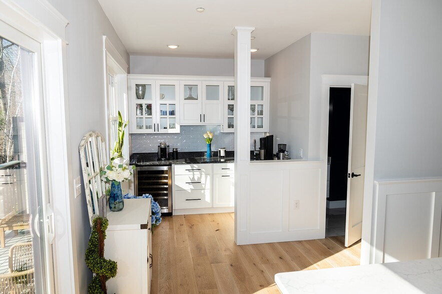 Building Photo - 30 Cate St