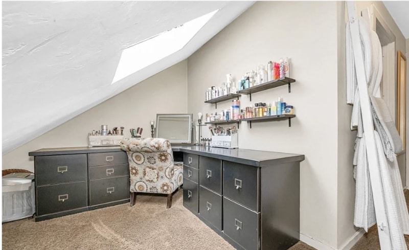 Building Photo - 5 Chauncy Cir