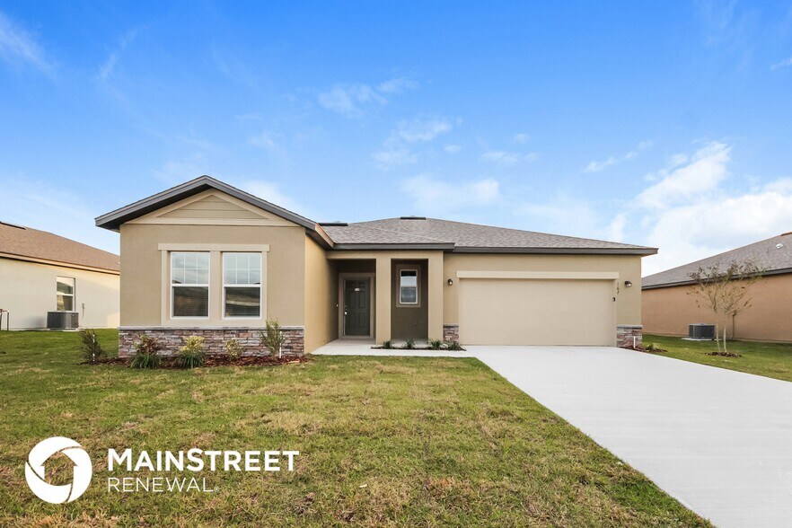 Primary Photo - 162 Hidden Lk Lp