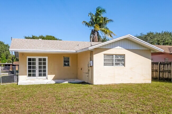 Building Photo - 2440 NW 139th St