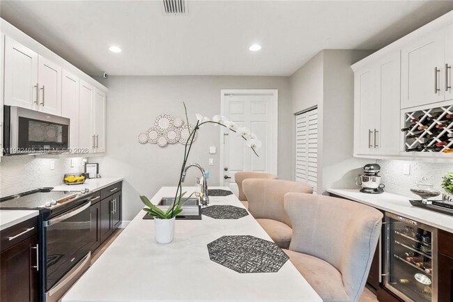 Building Photo - 14721 SW 13th St