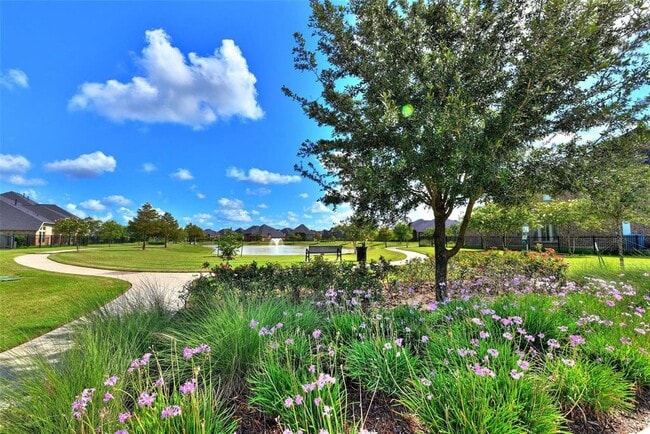 Building Photo - 27906 Colonial Point Dr