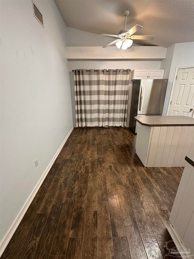 Building Photo - 317 Mizzen Ln