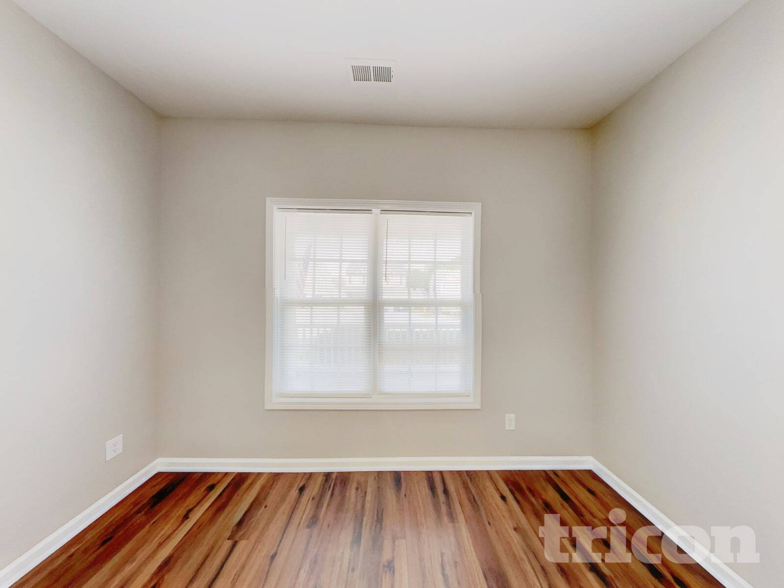 Building Photo - 4053 Laurel Glen Dr