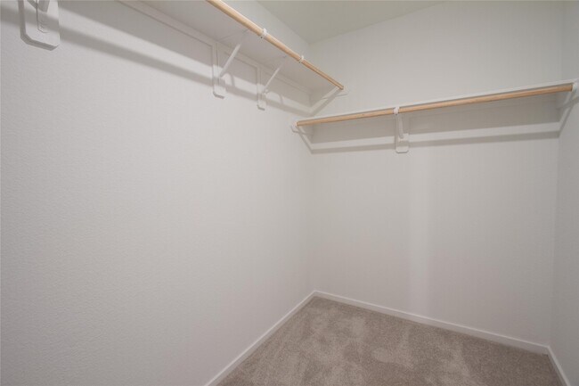 Building Photo - 1551 Sunset Ridge Dr