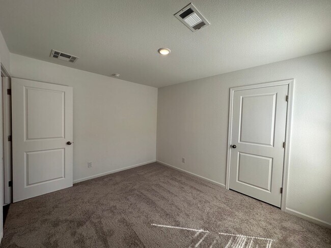 Building Photo - Beautiful 2024 Build 3 Bedroom Home- Move In Special! $800 off 1st Month's Rent. $300 off 2nd and...