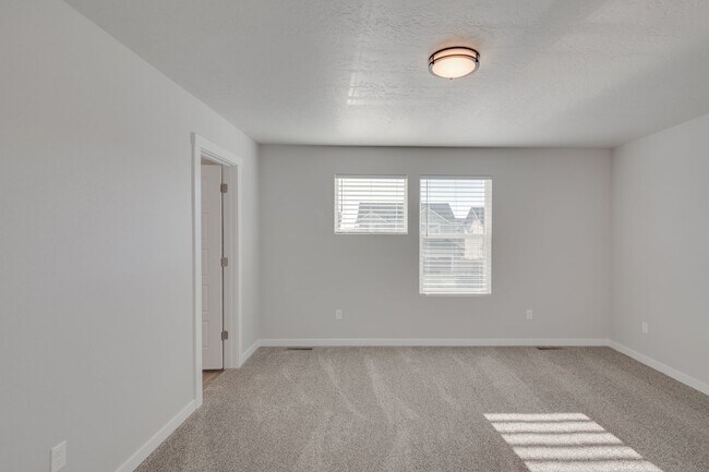 Building Photo - Location, Community, Quality Living...It all starts here!