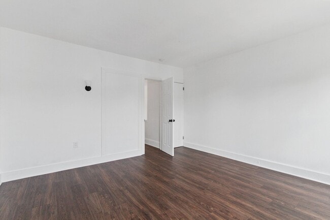 Building Photo - Coming Soon! Spacious 4 Bedroom, 1.5  Bath...