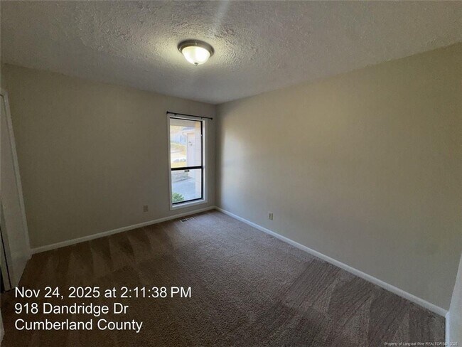 Building Photo - 918 Dandridge Dr