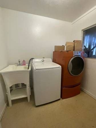 Building Photo - 500 Naalae Rd