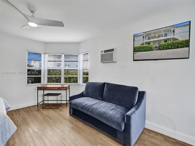 Building Photo - 7143 Bonita Dr