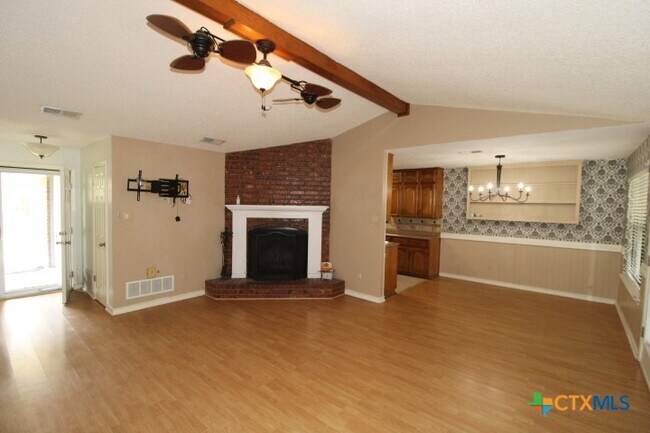 Building Photo - 1110 Timmons Dr