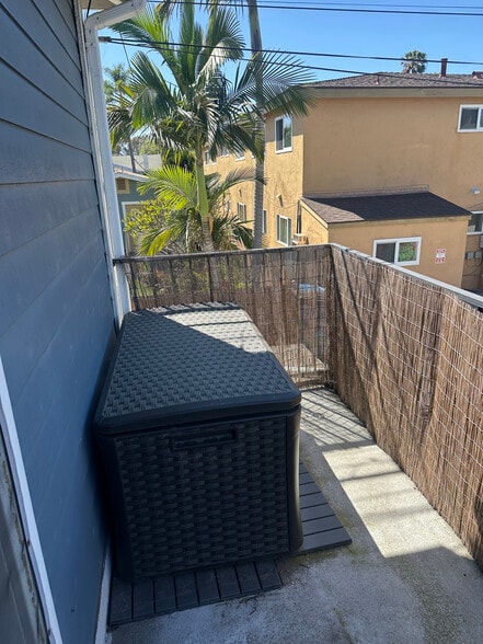 Building Photo - 3358 Dale St