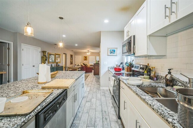 Building Photo - 3610 N Tampa St