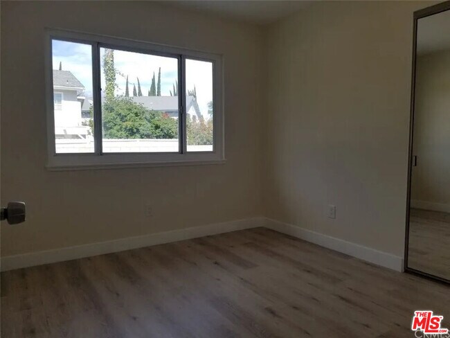 Building Photo - 18601 W Lassen St