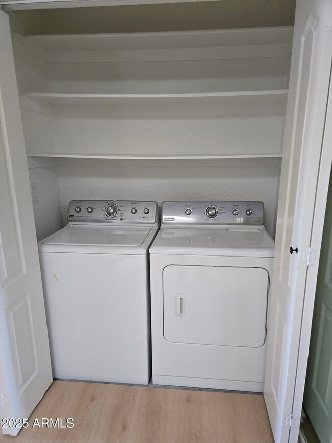 Building Photo - 97 N Cooper Rd