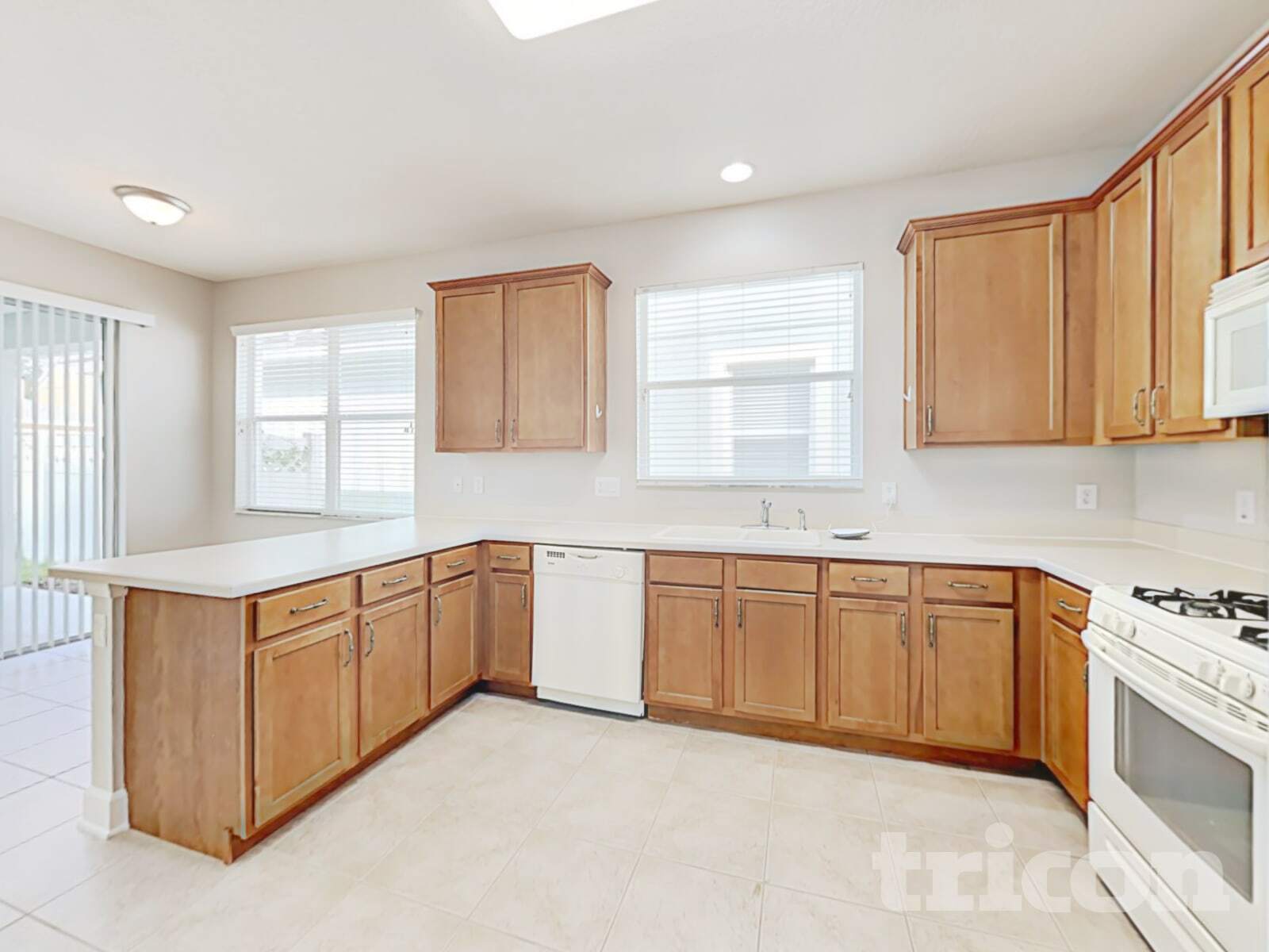 Building Photo - 614 Ravenshill Way
