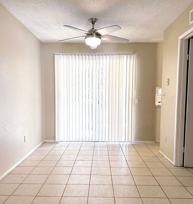 Building Photo - 1309 Sylvan Meadows Dr