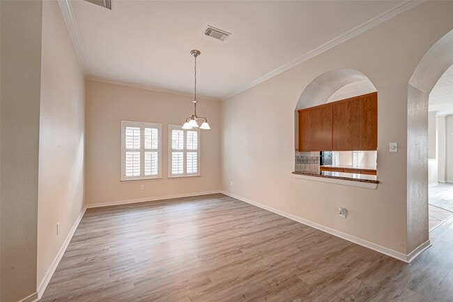 Building Photo - 6923 Grants Hollow Ln