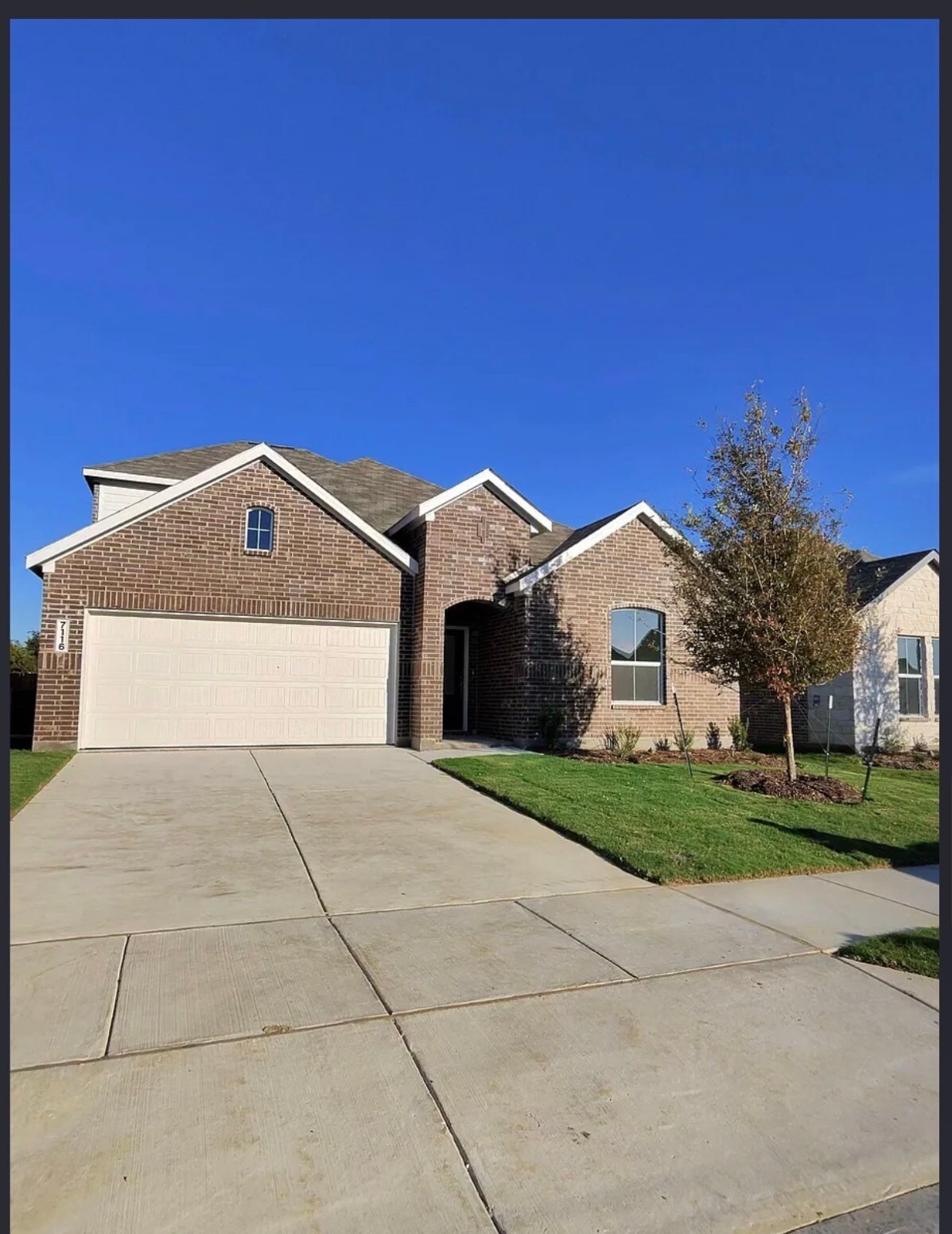 Building Photo - 7116 Dandelion Rd