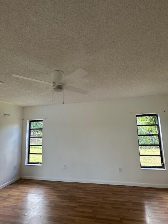 Building Photo - 16700 SW 277th St